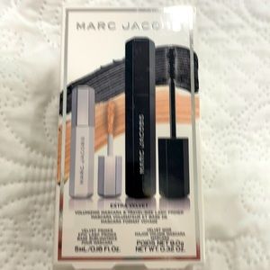 New Mark Jacobs volumizing mascara and lash primer, travel size.